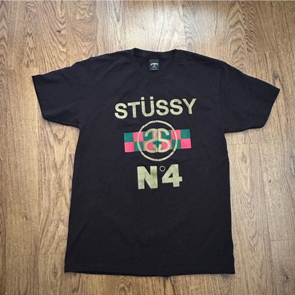 Stüssy Black Gucci N4 Medium T-Shirt size medium short sleeve crewneck